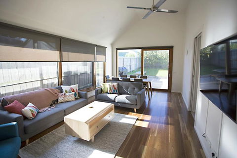 GALWAY COTTAGE - Accommodation Asia 3