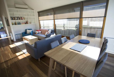 GALWAY COTTAGE - Accommodation Asia 6