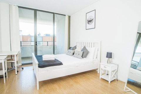 Stylish And Minimalism Apartment In North Ryde - Accommodation Asia 2