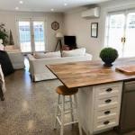 YSG The Edward Townhouse 153 Walk To Town - Accommodation Guide 0