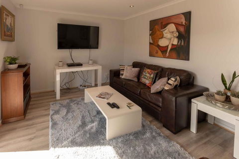 64 Marina Way Mannum - Accommodation Guide 3