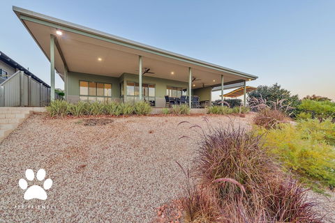 1 Kestrel Place - Accommodation Asia 4
