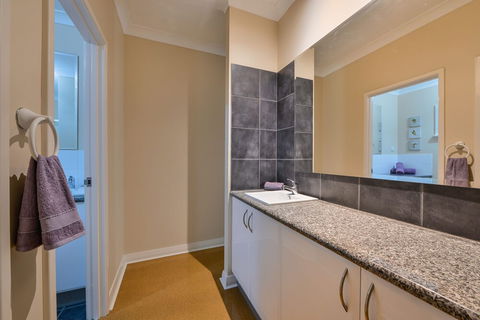 16 Crevalle Way - Accommodation Asia 1