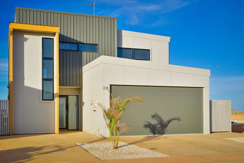 33 Inggarda Lane - Accommodation Asia 1