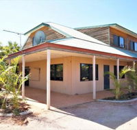 Ningaloo Breeze Villa 10 3 Bedroom Fully Self Contained Disabled Friendly Accommodation