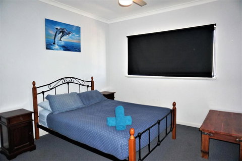 Ningaloo Breeze Villa 8 3 Bedroom Fully Self Contained Holiday Accommodation - Accommodation Asia 4