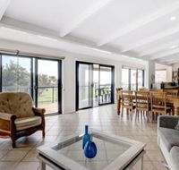 2 Cliff Road - Accommodation Asia