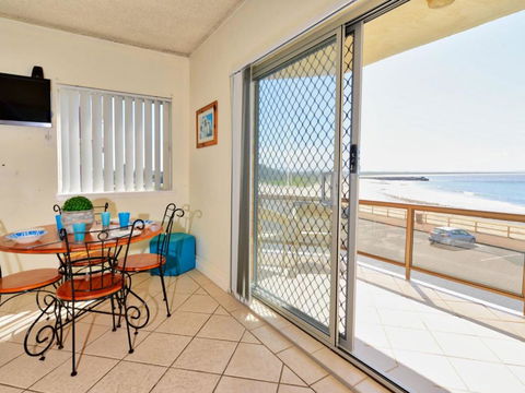 Debra Court 5 - Accommodation Asia 2