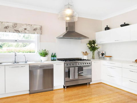 Amber Cottage Healthy Clean & Comfortable - Accommodation Guide 1