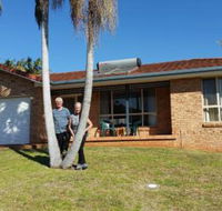 Twin Palms Holiday House at Lighthouse - Accommodation Asia