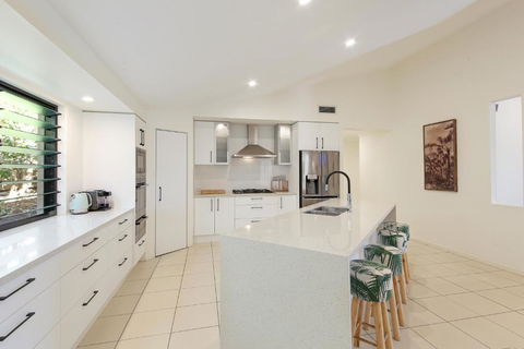 20 Avalon Street Coolum Beach Pets Welcome - Accommodation Asia 3