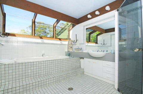 Yeola Lush Location With River Access! - Accommodation Asia 2