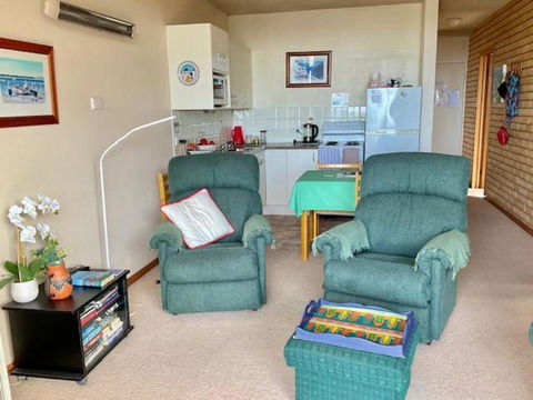 7 Flynns Beach Apartment - Accommodation Asia 1