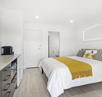 Dolphin Studio Apartment 1a Ocean Street - Accommodation Guide