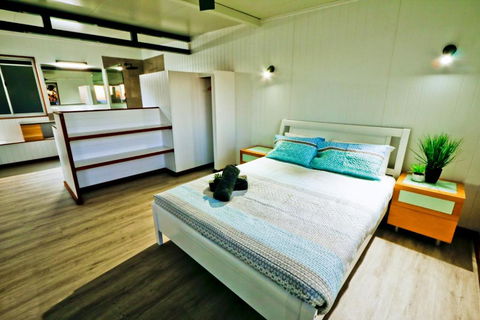 The Summit 1770 - Accommodation Asia 6