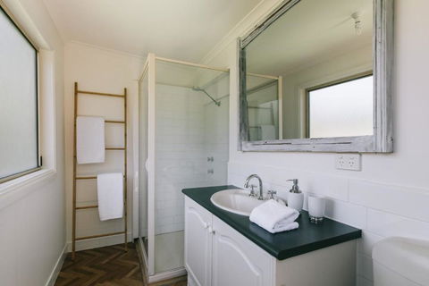 DOVESTONES By THE SEA INVERLOCH - Accommodation Asia 1