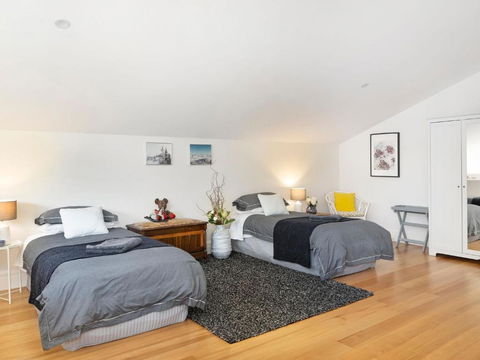 Hardigreen Park Spacious With Tennis Court - Accommodation Guide 6