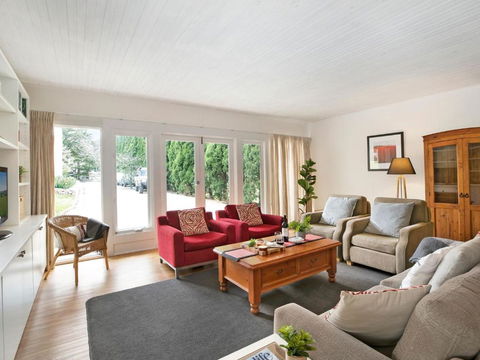 Hardigreen Park Spacious With Tennis Court - Accommodation Guide 5