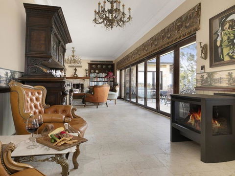 Kilburn Views As Far As The Eyes Can See - Accommodation Guide 2