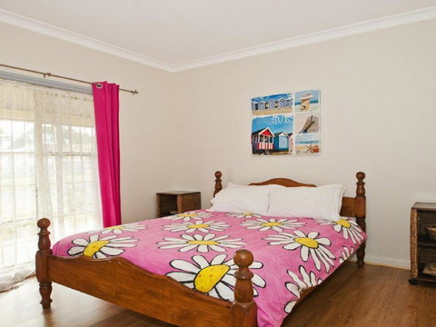 Life Of Riley & Darcey Ideal For Pets - Accommodation Guide 6