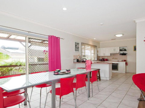 Life Of Riley & Darcey Ideal For Pets - Accommodation Guide 1