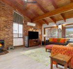Lumina luxury comfort  lots of style - Accommodation Guide
