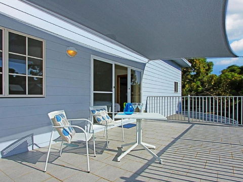 Sandlewood Breeze Spacious Entertainer - Accommodation Guide 1