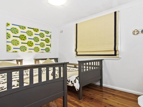 Sea Shack Renovated 1950s Beach House - Accommodation China 2