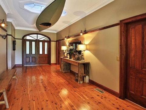 Sarnia Period Home In Garden Oasis With Pool - Accommodation Guide 2