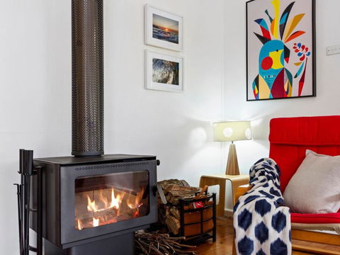 Silvermere Cottage A Cosy Family Getaway - Accommodation Guide 1