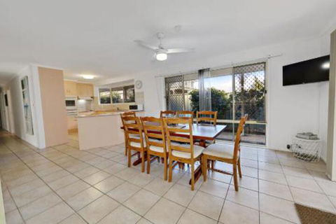 Perfect Getaway Hervey Bay - Accommodation Guide 6