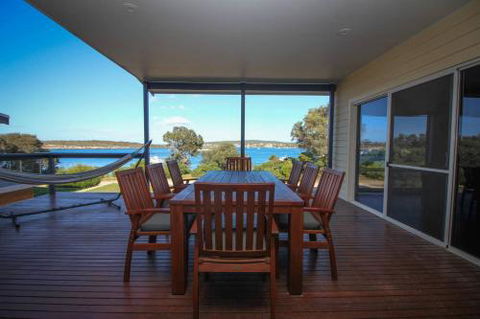 Waterfront On Osprey - Accommodation Guide 2