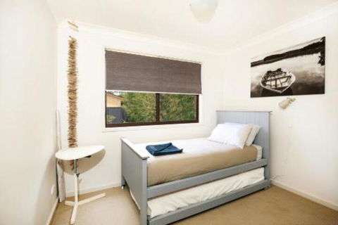 Aloha Pet & Family Friendly 10 Min Walk To Beach - Accommodation Asia 3