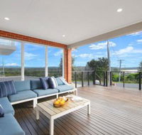 Casa Sorella beachfront family home with pool - Accommodation Asia