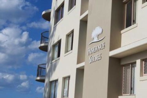 Pandanus Shores Kings Beach - Accommodation Asia 5
