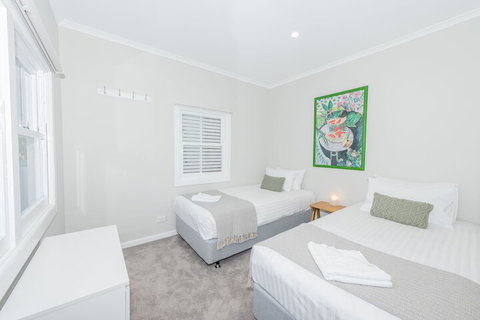 Kiama - Accommodation China 4