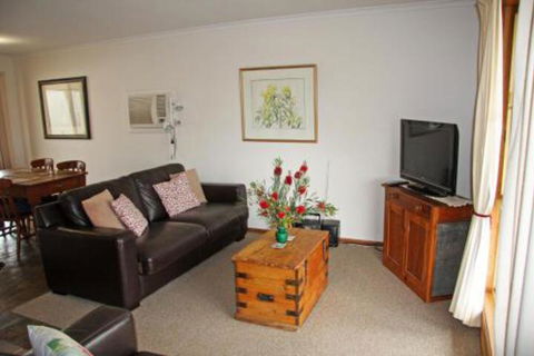 Windmill Cottage - Accommodation Asia 7