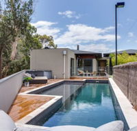 Kalina Retreat tennis  pool - Accommodation Asia