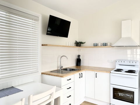 Little Palm Cabins - Accommodation Asia 6