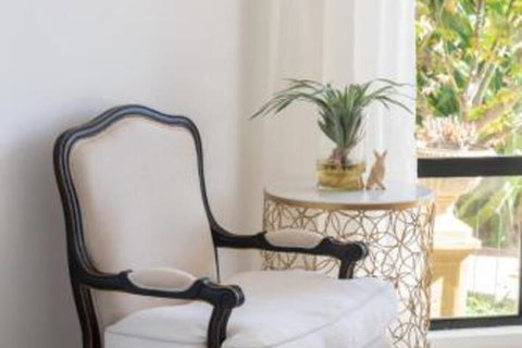 ULTRA SPACIOUS STYLISH HOME In PRESTONS SYDNEY - Accommodation Asia 4