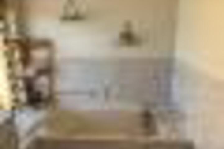  Accommodation Asia
