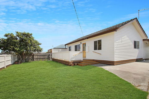 The Fishermans Cottage - Accommodation Asia 2