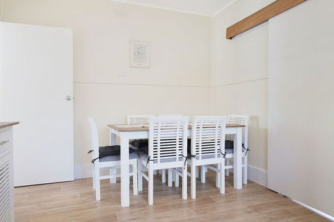The Fishermans Cottage - Accommodation Asia 5