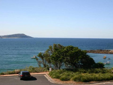 Cumbernauld #9 9 / 12 Terrigal Esp - Accommodation Guide 1