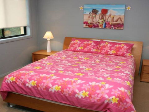 Tuscany #1 1 / 19 Campbell Crescent. Terrigal - Accommodation Guide 2