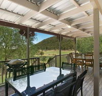 Rosa Estate in Broke Two 3br House in walking distance to Cellar Doors - Accommodation Asia
