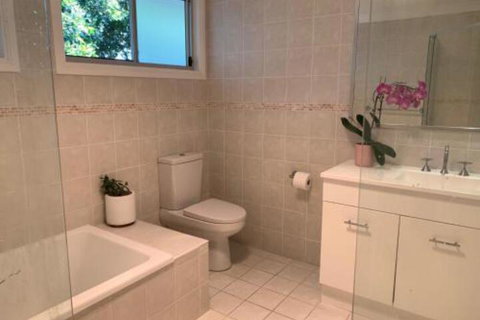 Relax & Unwind - Accommodation Guide 3