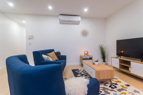 Canopy At 44 Minutes From The CBD Train & Cafes Wifi Nespresso Amenities - Accommodation China 4