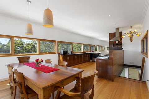 The Vanilla House - Accommodation Guide 2