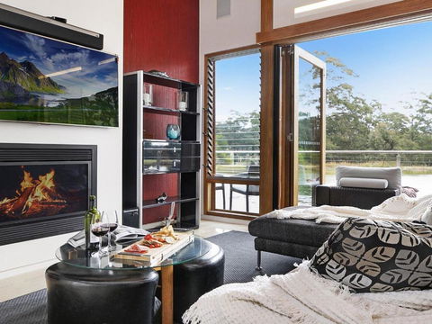 Casa Sul Lago Quite Simply A Very Special Place - Accommodation Guide 6